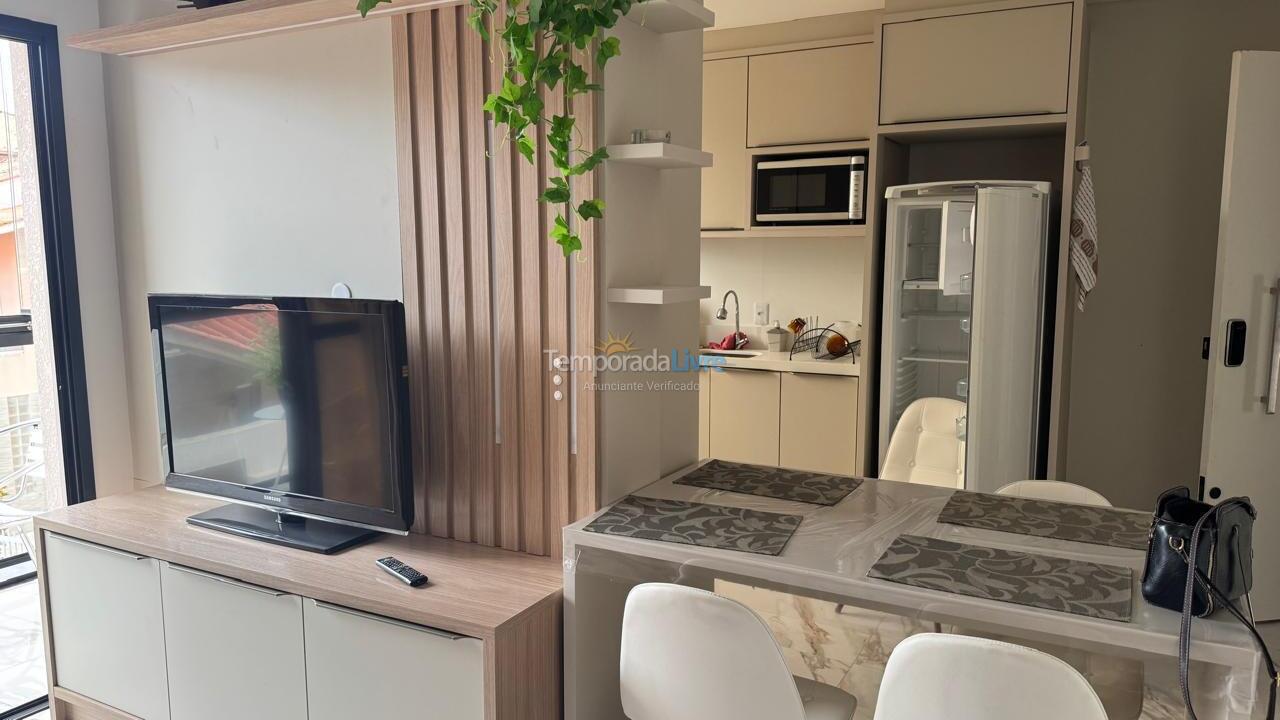 Apartamento para aluguel de temporada em Florianópolis (Praia do Santinho)