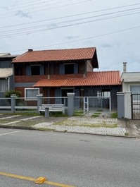 Casa para alugar em São Francisco do Sul - Praia Grande