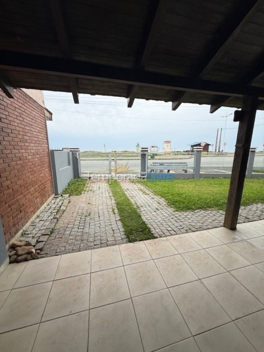 Casa para aluguel de temporada em São Francisco do Sul (Praia Grande)