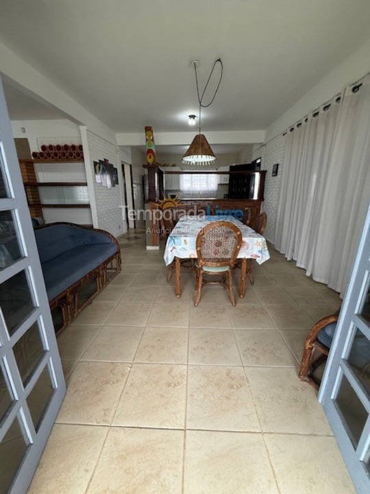 Casa para aluguel de temporada em São Francisco do Sul (Praia Grande)