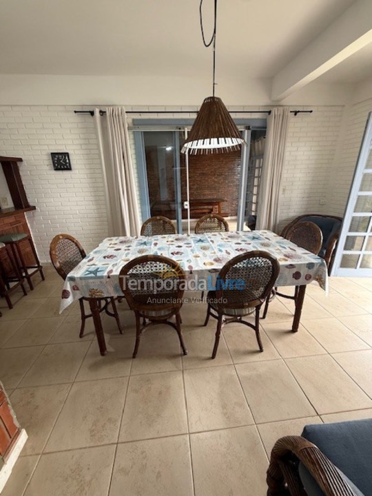 Casa para aluguel de temporada em São Francisco do Sul (Praia Grande)