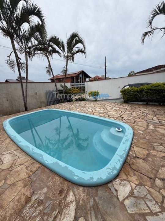 Casa para aluguel de temporada em São Francisco do Sul (Praia Grande)