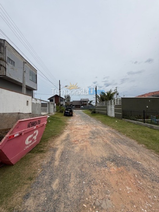 Casa para aluguel de temporada em São Francisco do Sul (Praia Grande)