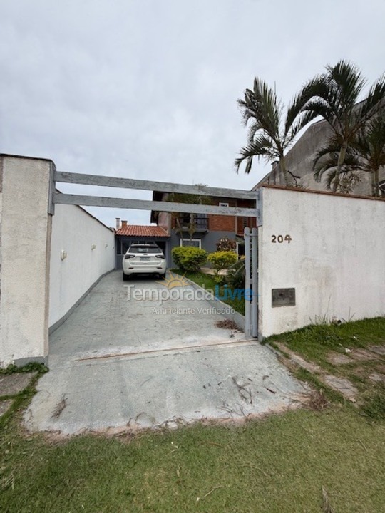 Casa para aluguel de temporada em São Francisco do Sul (Praia Grande)