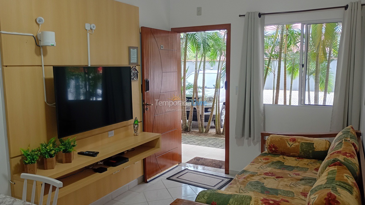 Apartamento para aluguel de temporada em Ubatuba (Itaguá)