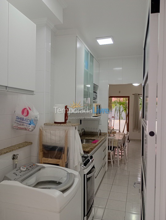 Apartamento para aluguel de temporada em Ubatuba (Itaguá)