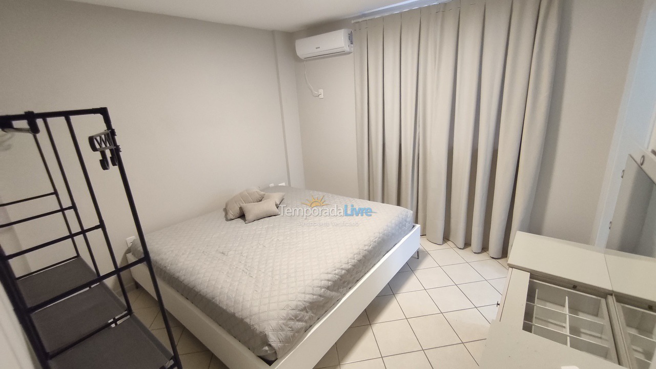 Apartamento para aluguel de temporada em Balneário Camboriú (Centro)