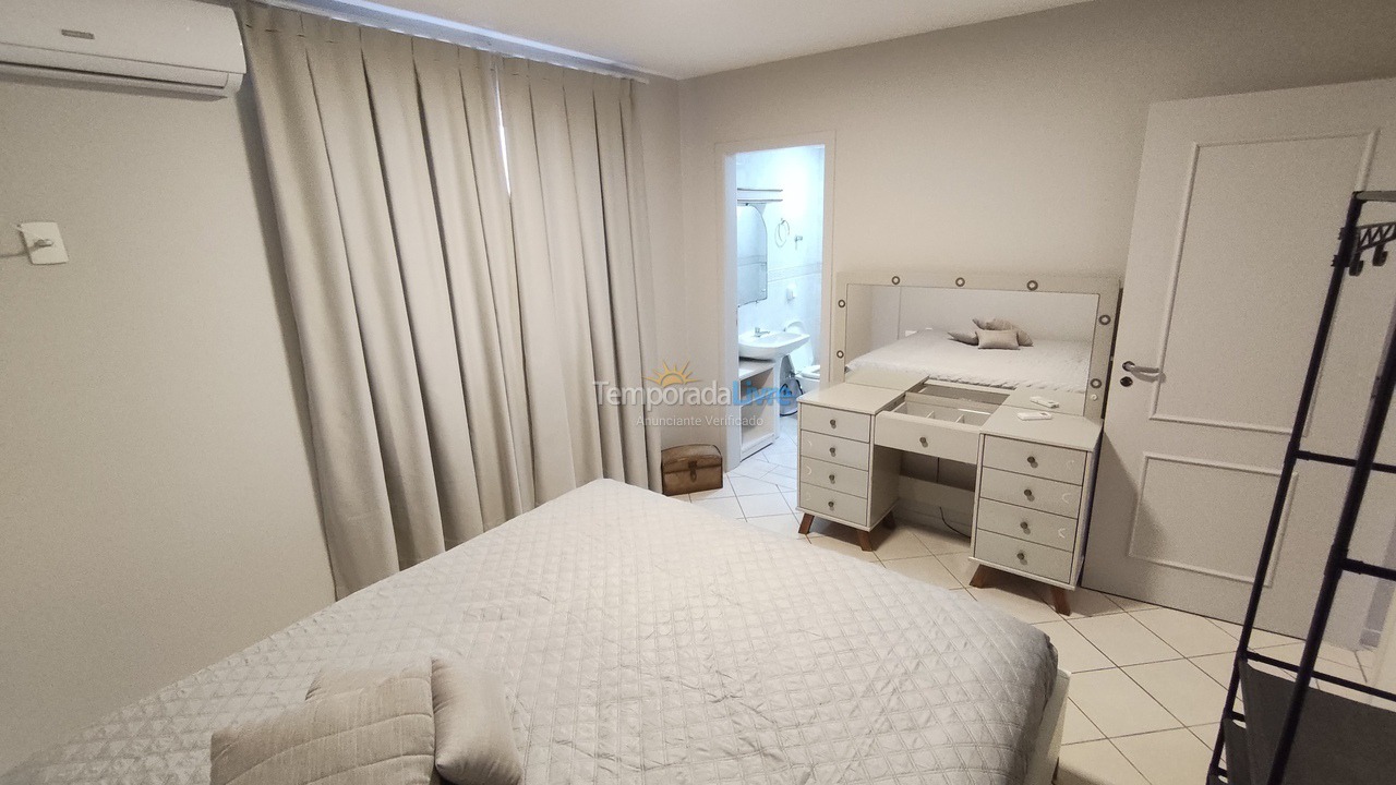 Apartamento para aluguel de temporada em Balneário Camboriú (Centro)