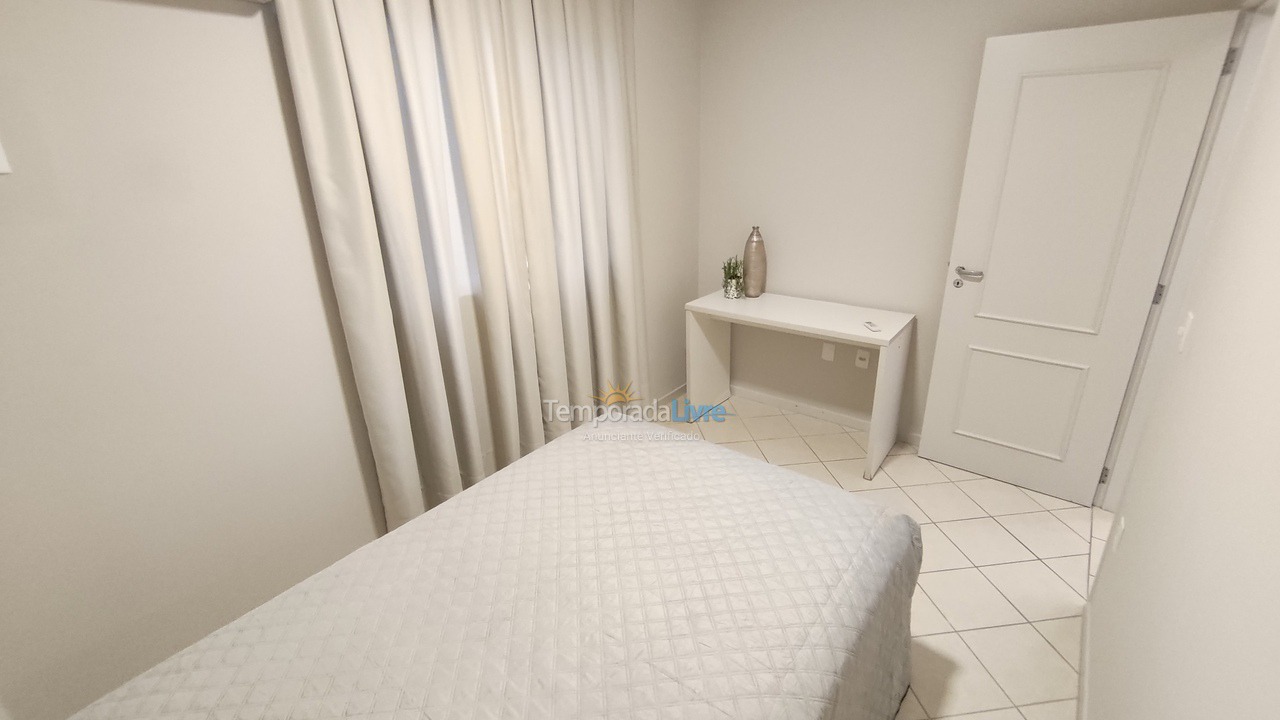 Apartamento para aluguel de temporada em Balneário Camboriú (Centro)