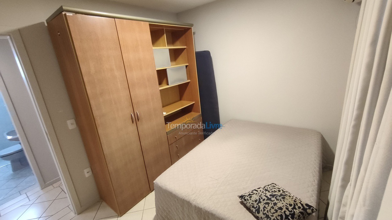 Apartamento para aluguel de temporada em Balneário Camboriú (Centro)