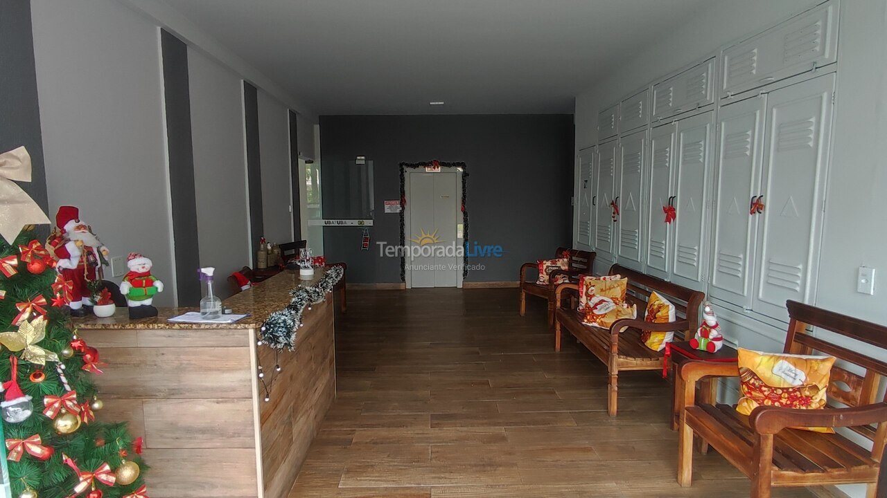 Apartamento para aluguel de temporada em Ubatuba (Praia das Toninhas)