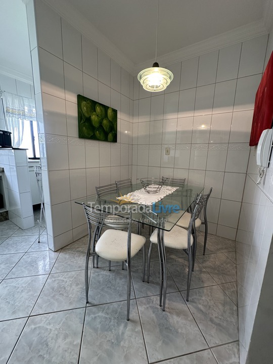 Apartamento para alquiler de vacaciones em Itapema (Meia Praia)