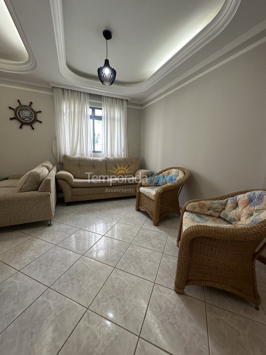 Apartamento para alquiler de vacaciones em Itapema (Meia Praia)