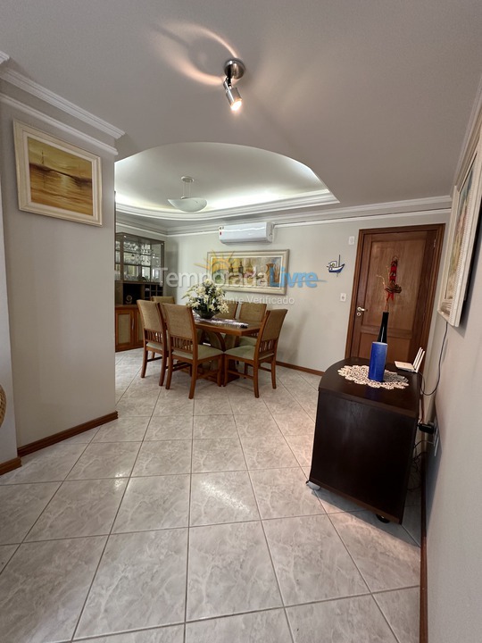 Apartamento para alquiler de vacaciones em Itapema (Meia Praia)