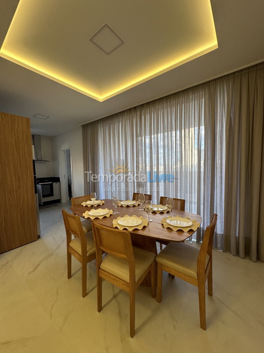 Apartamento para alquiler de vacaciones em Itapema (Meia Praia)