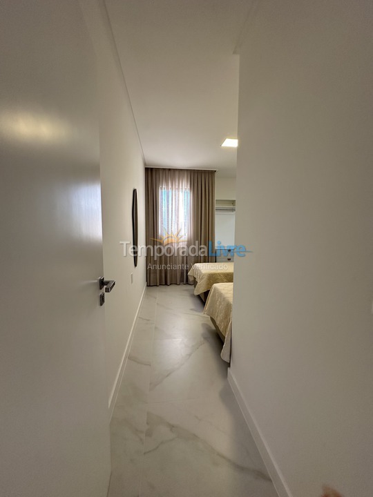 Apartamento para alquiler de vacaciones em Itapema (Meia Praia)