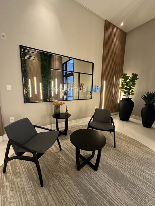 Apartamento para alquiler de vacaciones em Itapema (Meia Praia)