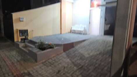 Férias Felizes: Alojamento de férias à 700m do mar