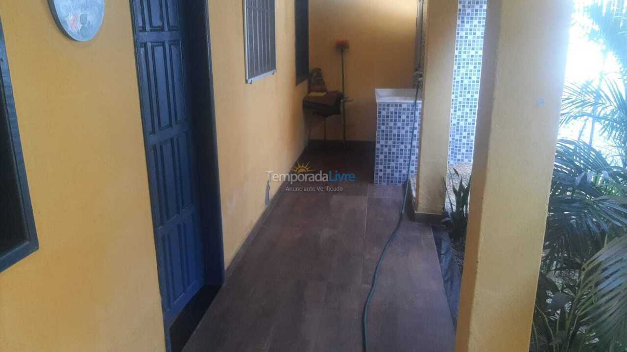 Casa para aluguel de temporada em Nova Viçosa (Centro)