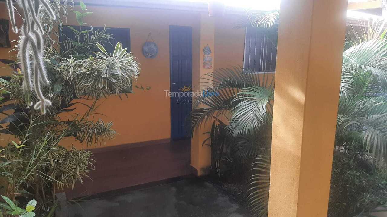 Casa para aluguel de temporada em Nova Viçosa (Centro)