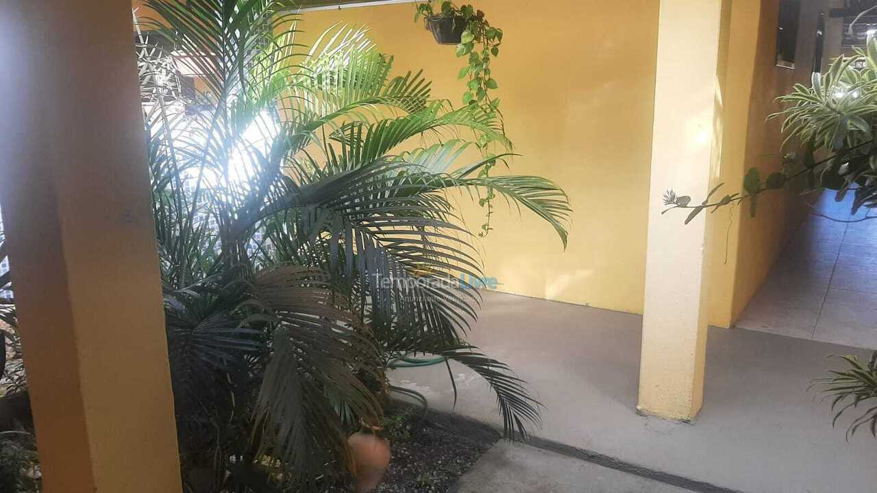 Casa para aluguel de temporada em Nova Viçosa (Centro)