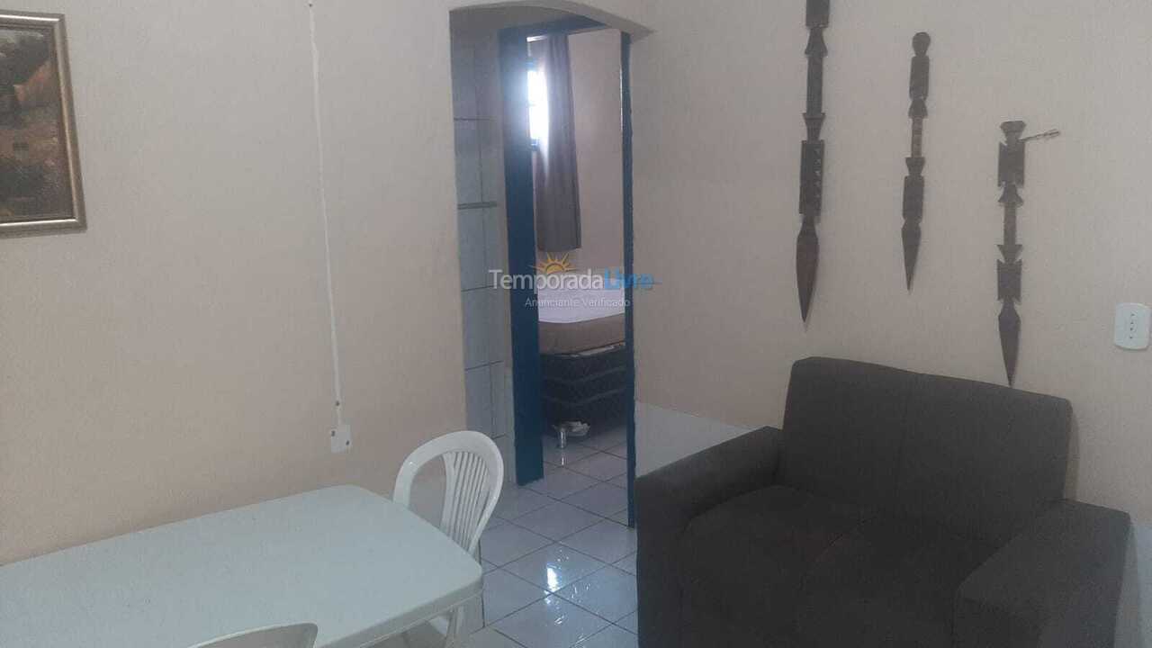 Casa para aluguel de temporada em Nova Viçosa (Centro)