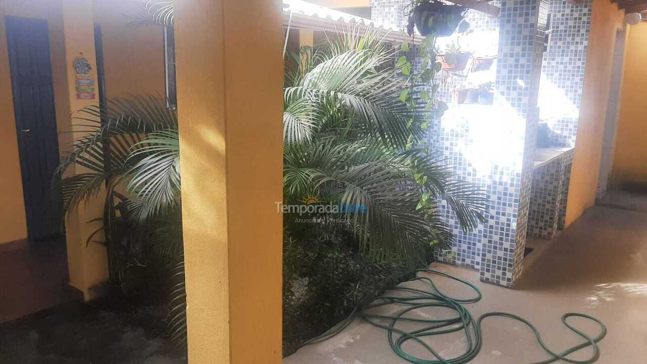 Casa para aluguel de temporada em Nova Viçosa (Centro)