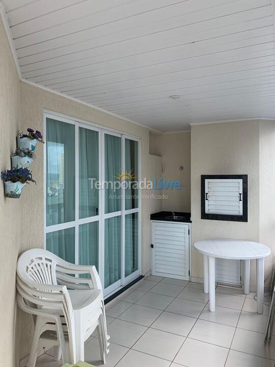 Apartamento para aluguel de temporada em Itapema (Meia Praia)