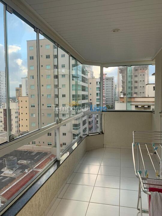 Apartamento para aluguel de temporada em Itapema (Meia Praia)