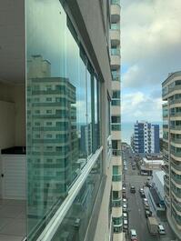 Ref: 902 Maravilhoso e espaçoso- 3 quartos Rua 264