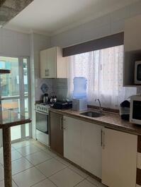 Ref: 902 Maravilhoso e espaçoso- 3 quartos Rua 264