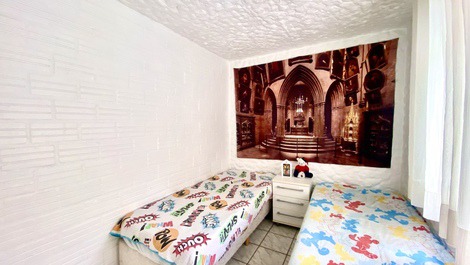 Casa parte superior para 4 pessoas com vista para o mar em Porto Belo