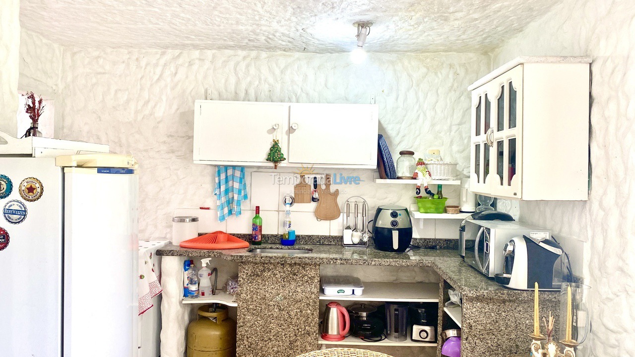 Casa para aluguel de temporada em Porto Belo (Enseada Encantada)