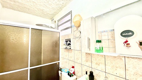 Casa parte superior para 4 pessoas com vista para o mar em Porto Belo