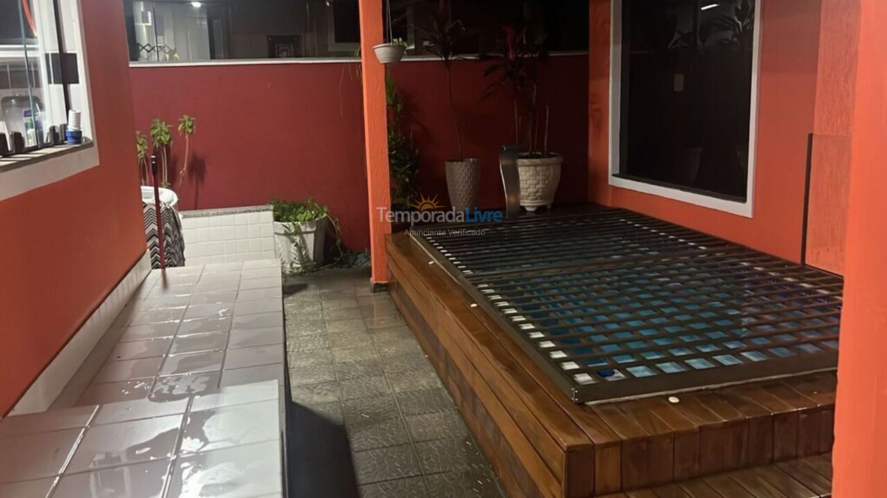 Casa para aluguel de temporada em Cabo Frio (Peró)