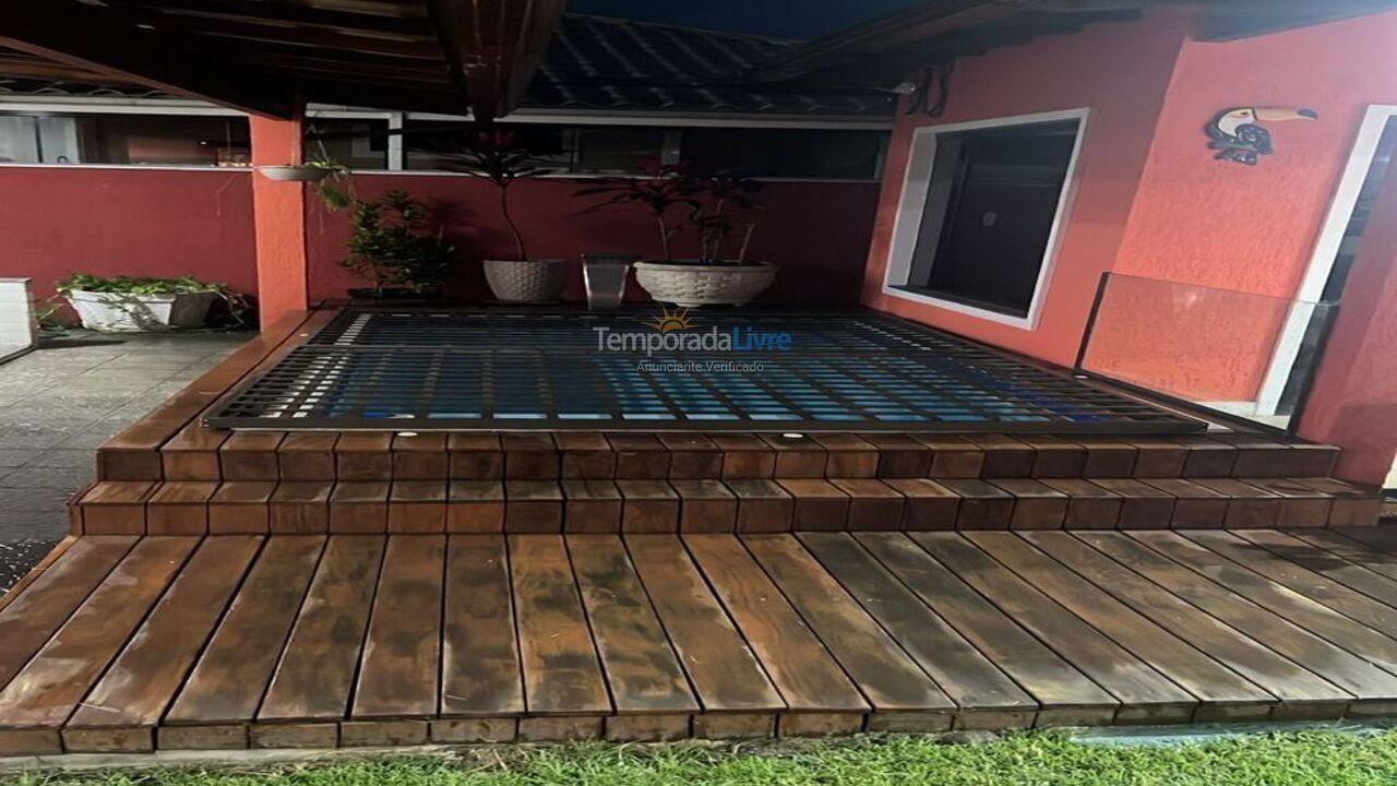 Casa para aluguel de temporada em Cabo Frio (Peró)