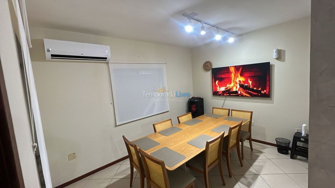 Casa para aluguel de temporada em Cabo Frio (Peró)