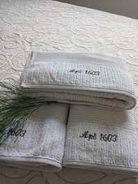 Tudo feito com muito carinho pra vc curtir sua estadia por aqui!