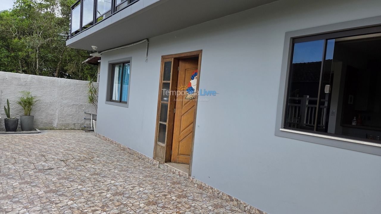 Casa para alquiler de vacaciones em Florianópolis (Praia da Armação)