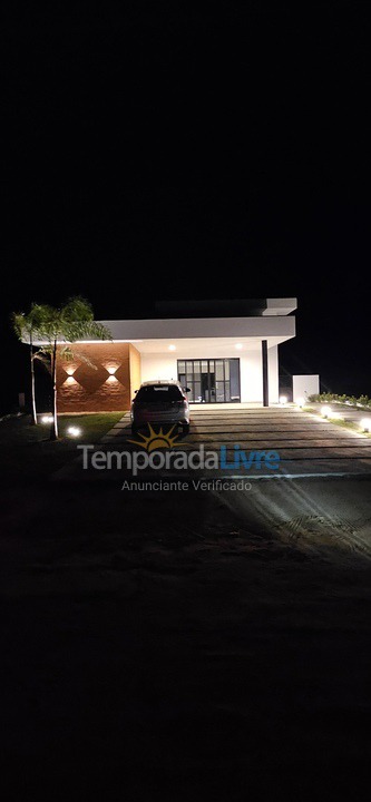 Casa para aluguel de temporada em Paranapanema (Riviera de Santa Cristina Xiii)