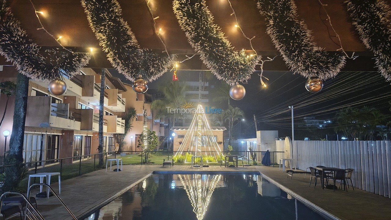 Casa para aluguel de temporada em Ubatuba (Praia das Toninhas)