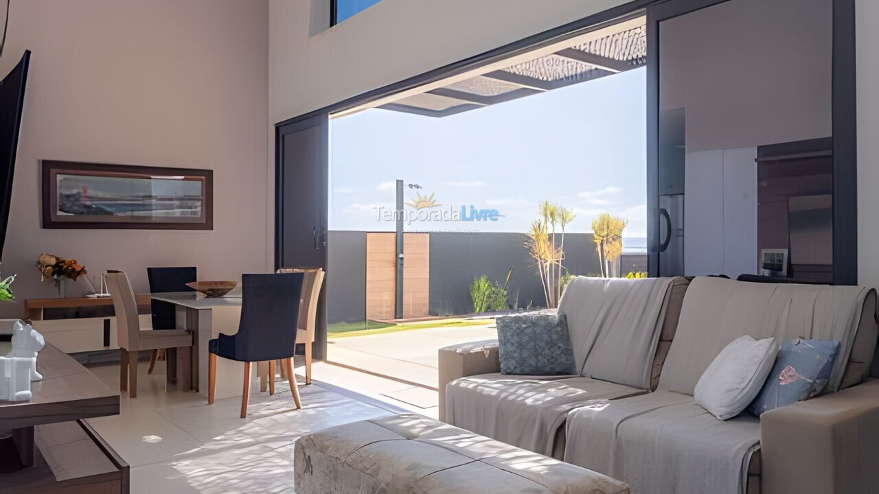 Casa para alquiler de vacaciones em Paranapanema (Riveira Santa Cristina 13)