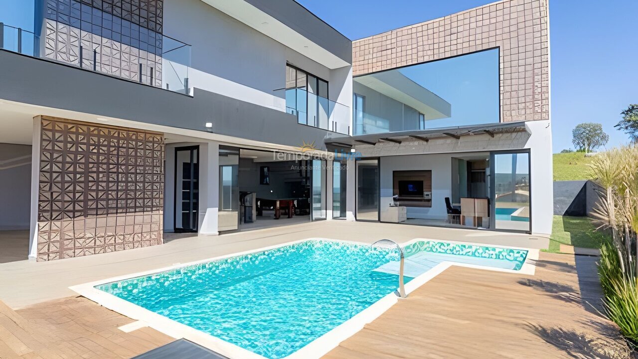 Casa para alquiler de vacaciones em Paranapanema (Riveira Santa Cristina 13)