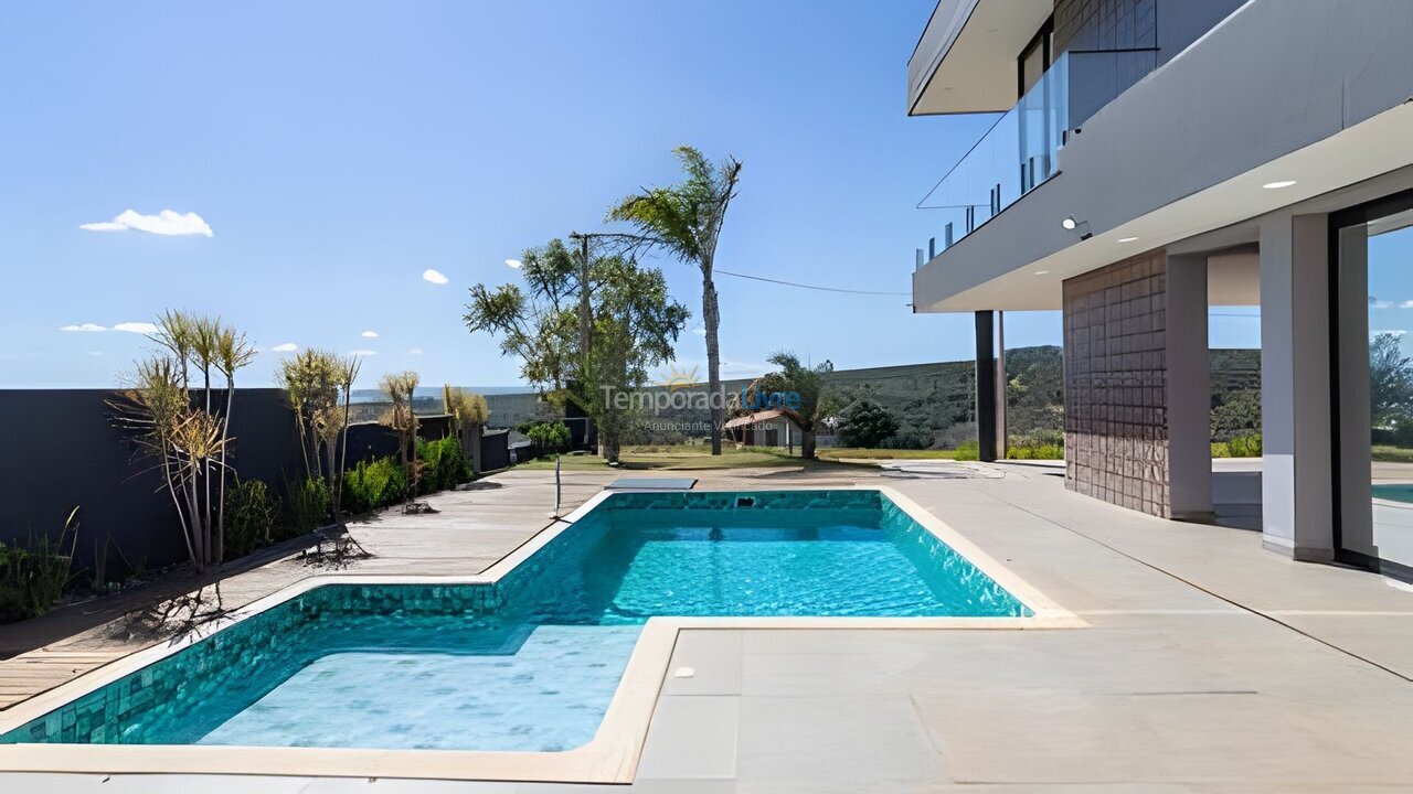 Casa para alquiler de vacaciones em Paranapanema (Riveira Santa Cristina 13)