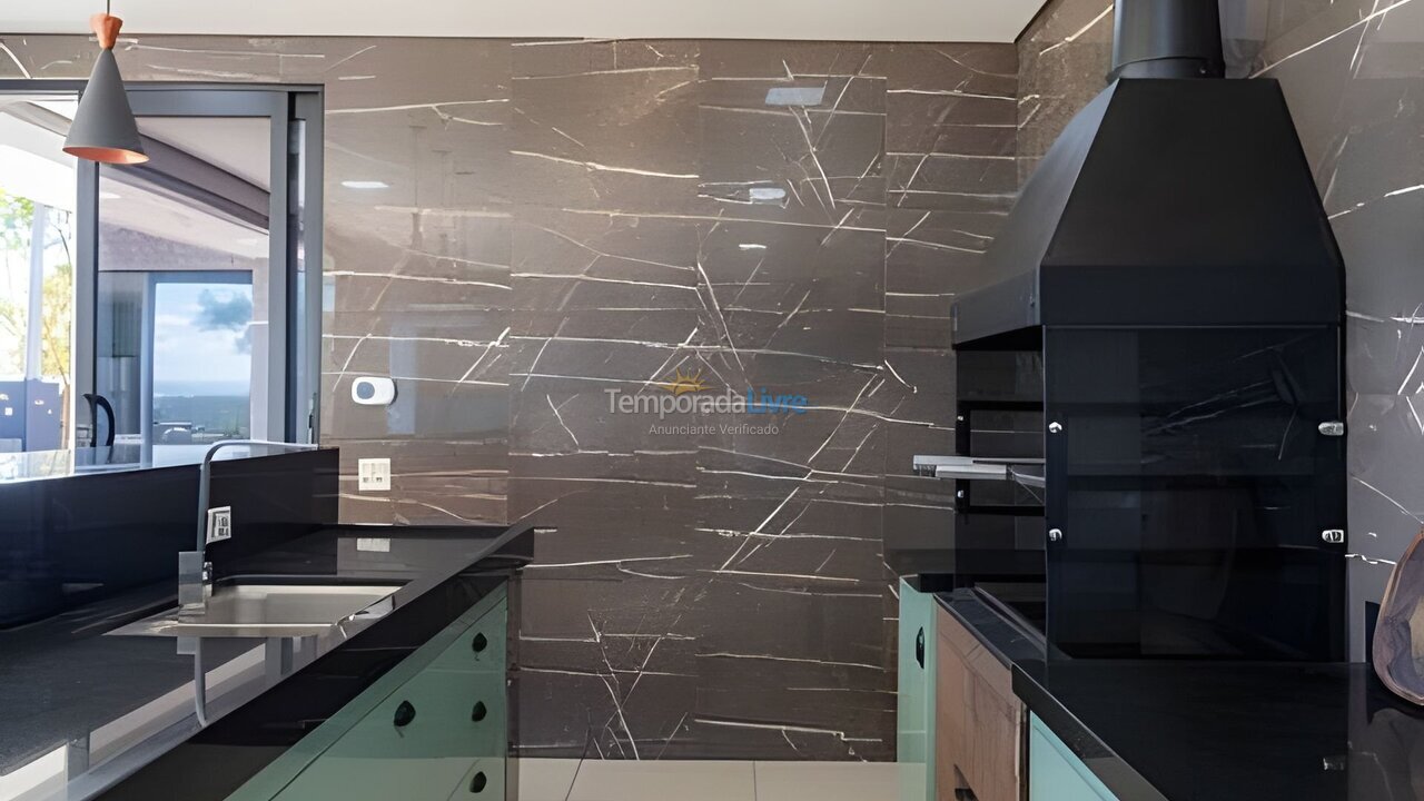 Casa para alquiler de vacaciones em Paranapanema (Riveira Santa Cristina 13)