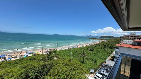 Apartamento totalmente amueblado a 20 metros de la playa / 3 habitaciones / Mejor playa de Palmas