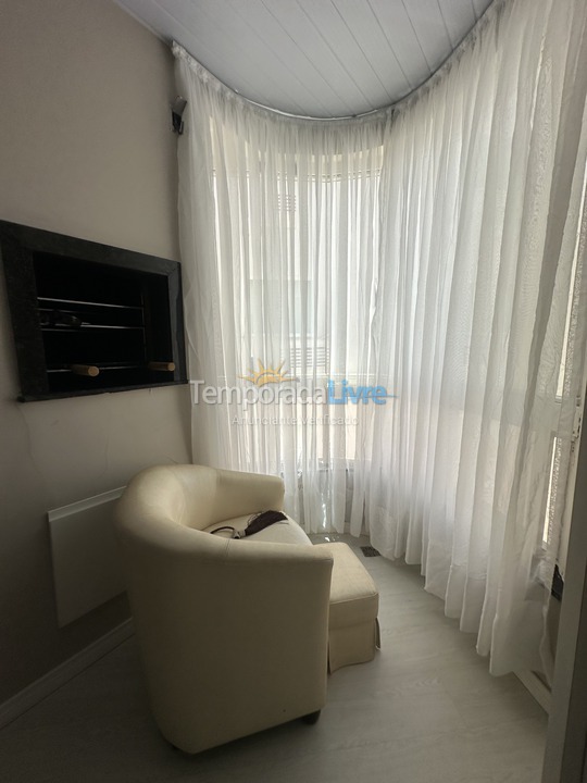 Apartment for vacation rental in Itapema (Meia Praia Frente Mar)