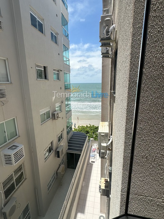 Apartment for vacation rental in Itapema (Meia Praia Frente Mar)