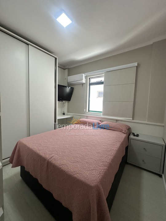 Apartment for vacation rental in Itapema (Meia Praia Frente Mar)