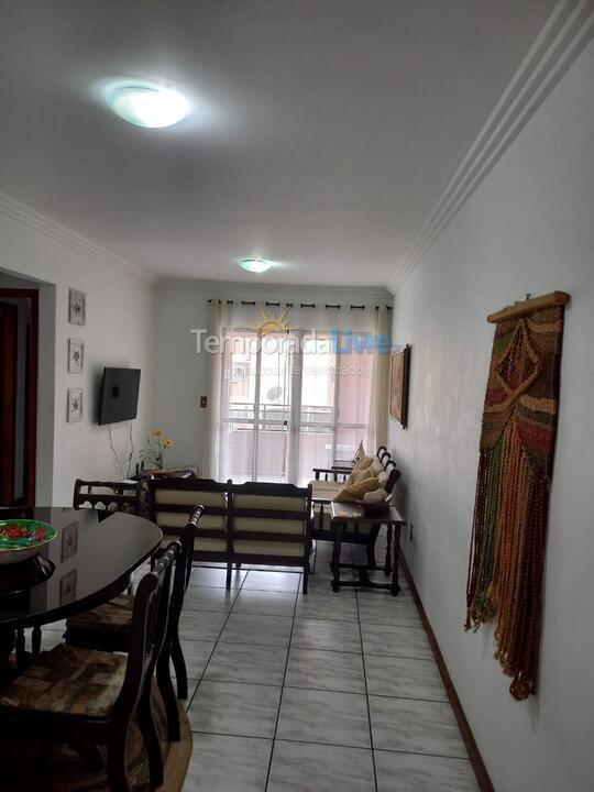 Apartamento para aluguel de temporada em Itapema (Meia Praia)
